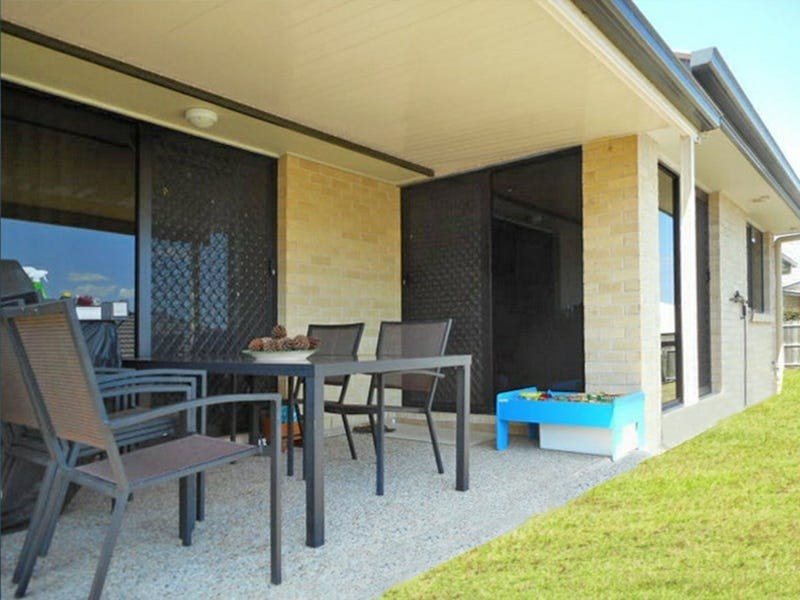 9 Outlook Drive, Waterford QLD 4133