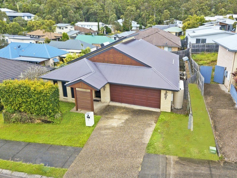 9 Outlook Drive, Waterford QLD 4133