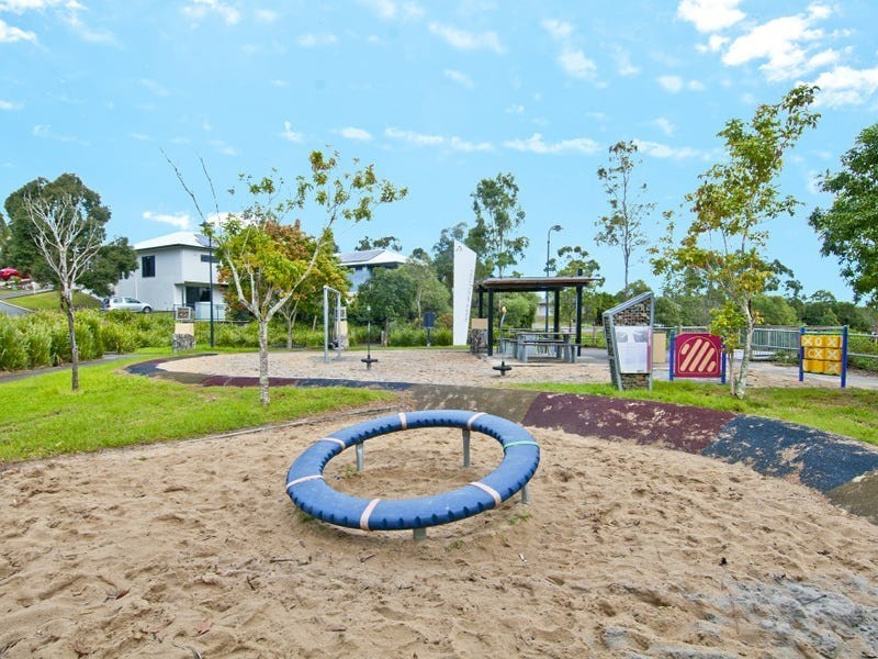 9 Outlook Drive, Waterford QLD 4133