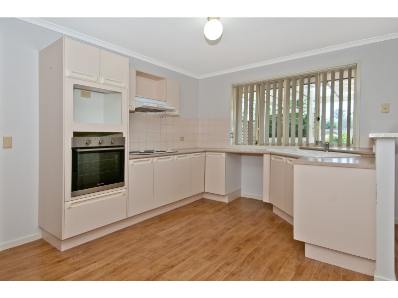 1 Leighton Drive, Edens Landing QLD 4207