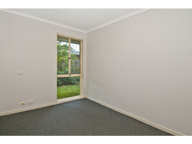 1 Leighton Drive, Edens Landing QLD 4207