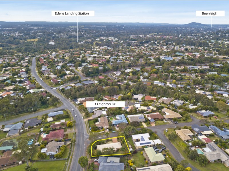 1 Leighton Drive, Edens Landing QLD 4207