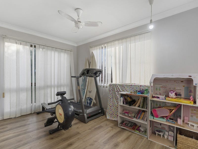 16 Roebuck Avenue, Eagleby QLD 4207