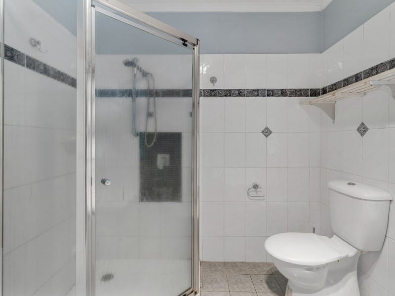 8 Wattle Street, North Booval QLD 4304