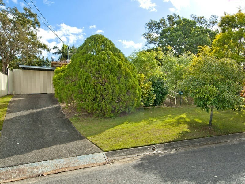 17 Ponderosa Street, Hillcrest QLD 4118
