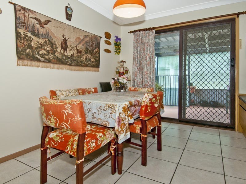 17 Ponderosa Street, Hillcrest QLD 4118