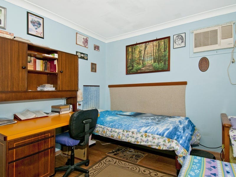 17 Ponderosa Street, Hillcrest QLD 4118