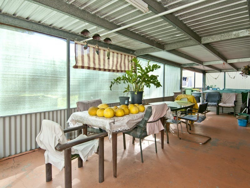 17 Ponderosa Street, Hillcrest QLD 4118