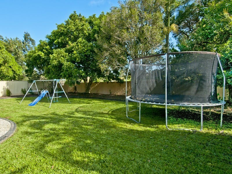28 Hinchinbrook Avenue, Bethania QLD 4205