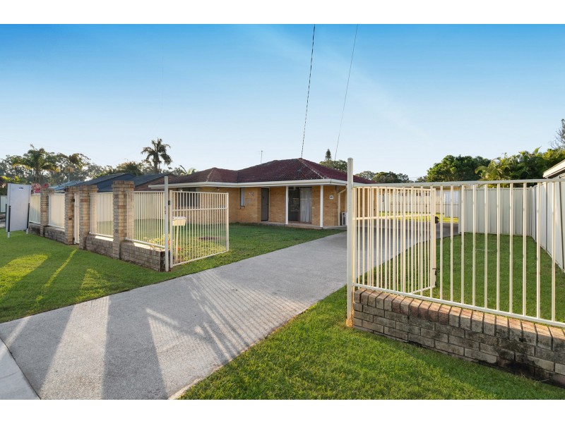 16 Bedford Crescent, Eagleby QLD 4207