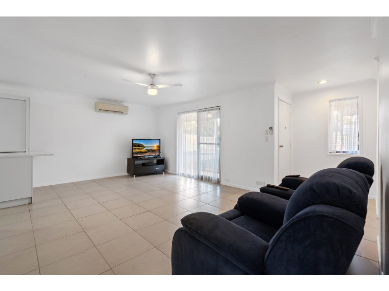 16 Bedford Crescent, Eagleby QLD 4207