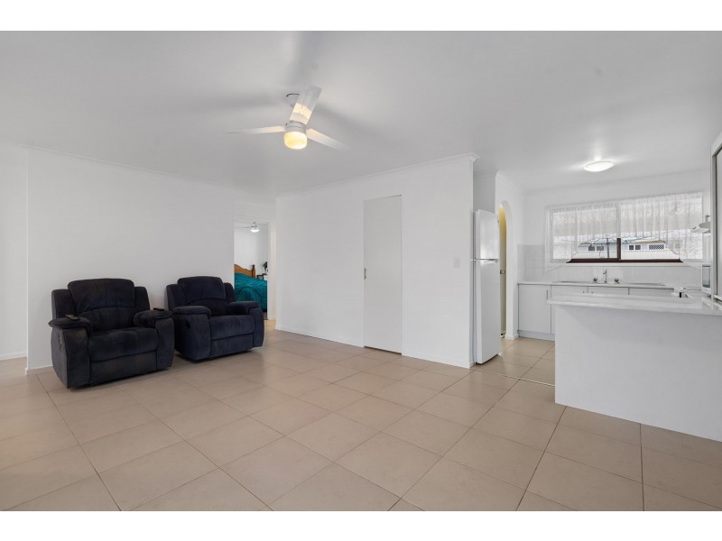 16 Bedford Crescent, Eagleby QLD 4207
