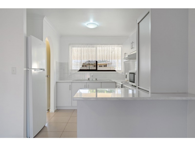 16 Bedford Crescent, Eagleby QLD 4207