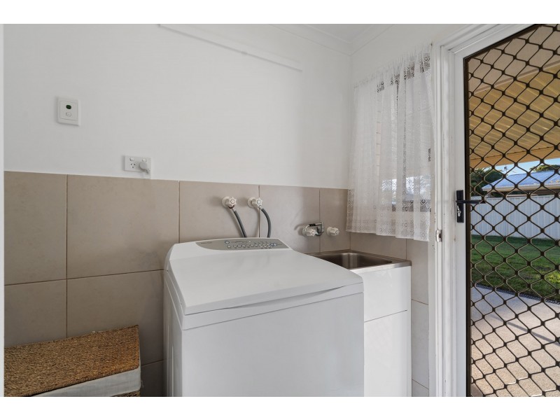 16 Bedford Crescent, Eagleby QLD 4207