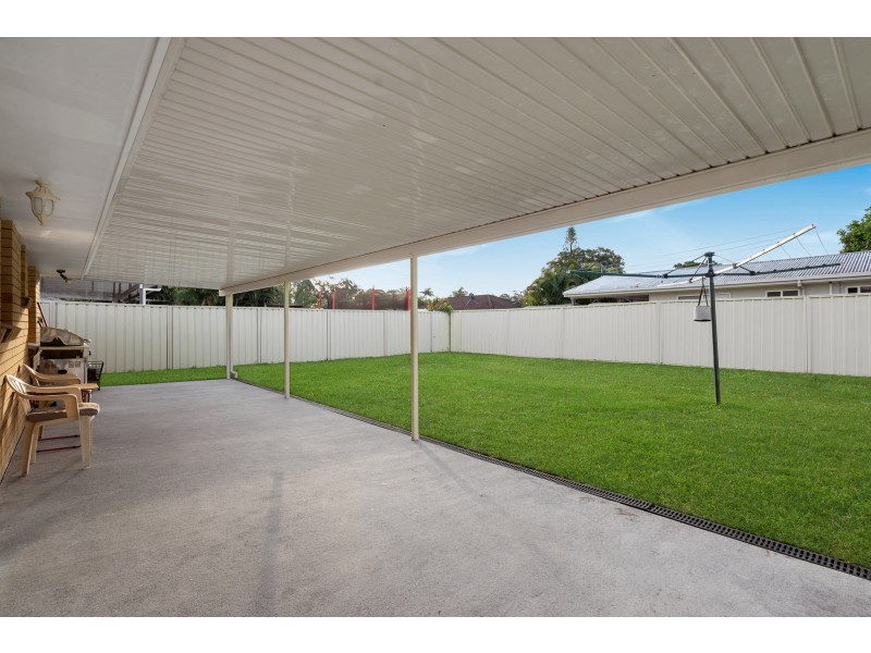 16 Bedford Crescent, Eagleby QLD 4207