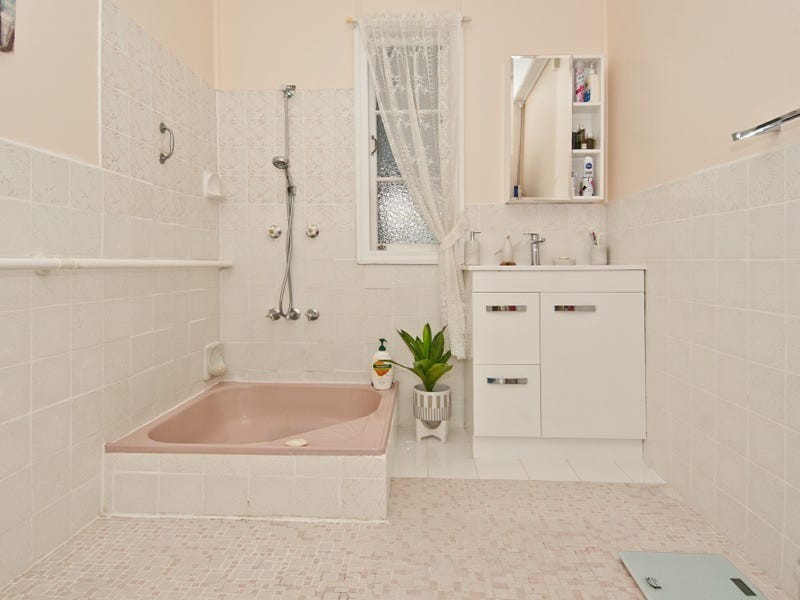 175 Station Road, Bethania QLD 4205