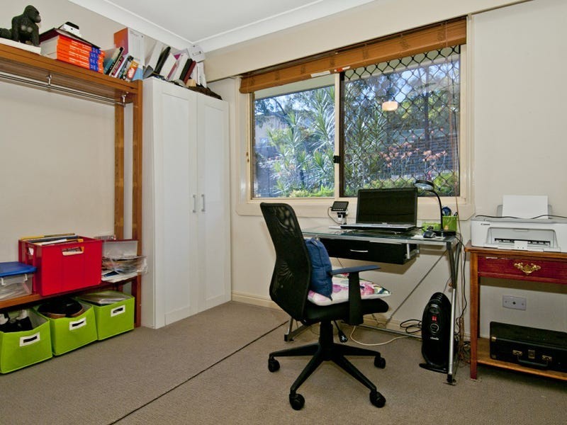 13 Overland Drive, Edens Landing QLD 4207