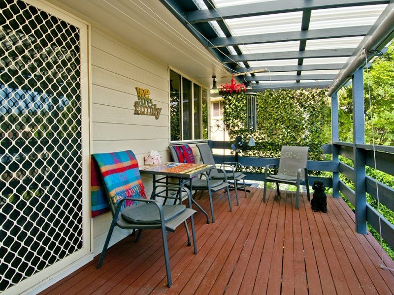 13 Overland Drive, Edens Landing QLD 4207