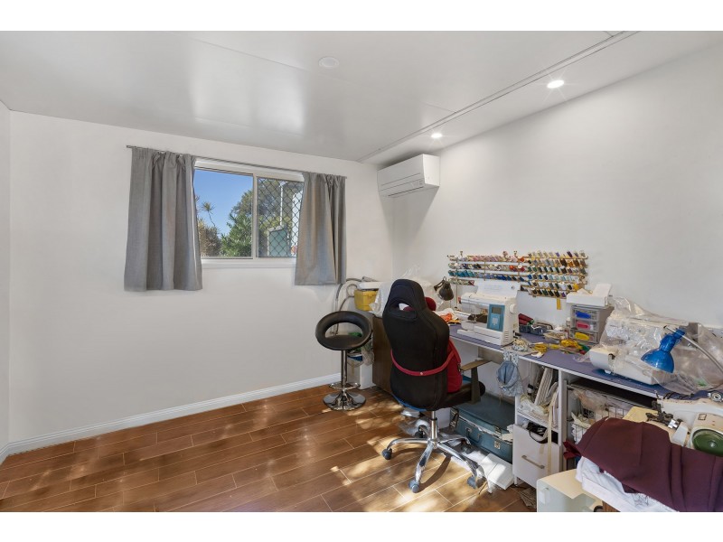 1 McKinley Street, Eagleby QLD 4207