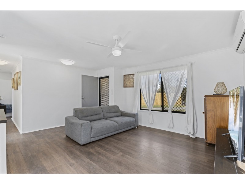 9 Sandstone Court, Eagleby QLD 4207