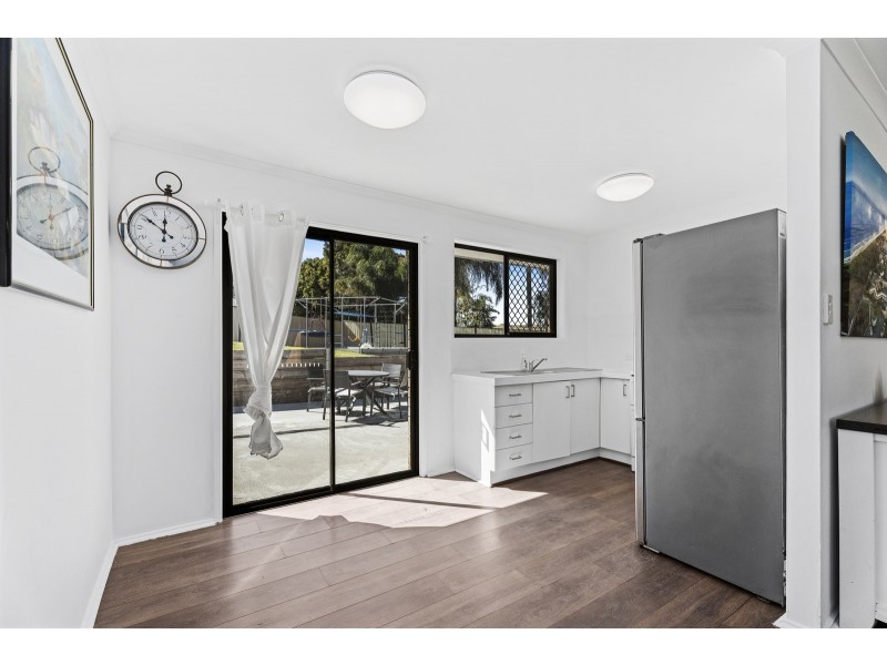 9 Sandstone Court, Eagleby QLD 4207