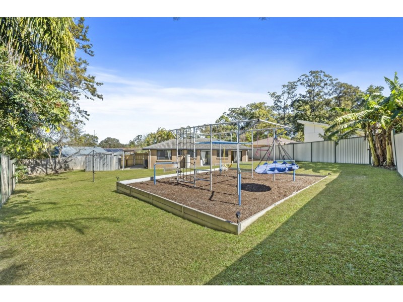 9 Sandstone Court, Eagleby QLD 4207