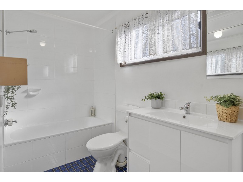 4 Olympic Court, Eagleby QLD 4207