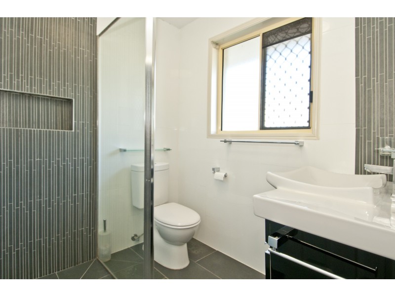 28 Loffs Road, Loganholme QLD 4129