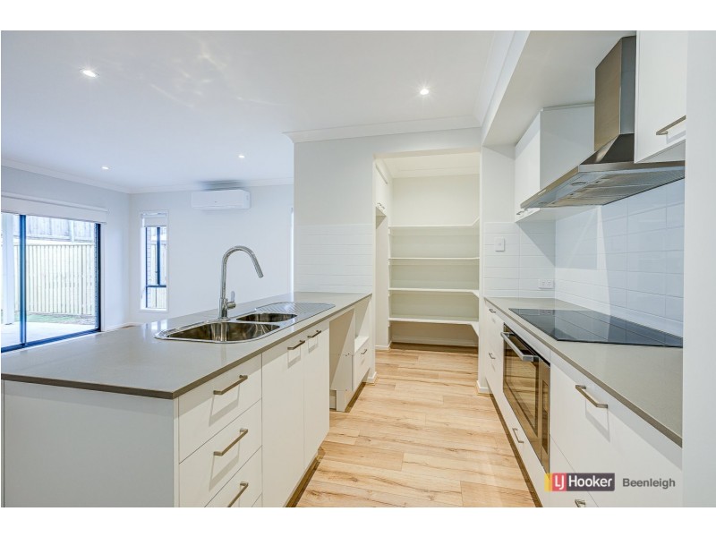 12 Burton Court, Logan Reserve QLD 4133
