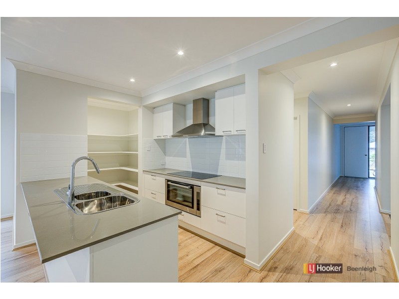 12 Burton Court, Logan Reserve QLD 4133