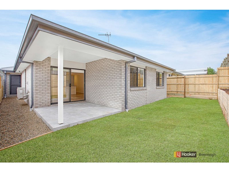 12 Burton Court, Logan Reserve QLD 4133