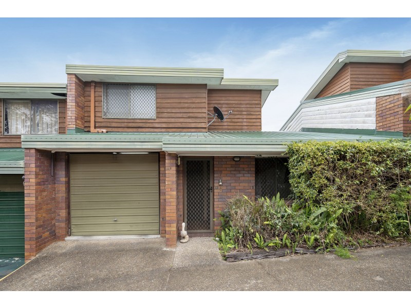 4/7 Albert Street, Eagleby QLD 4207