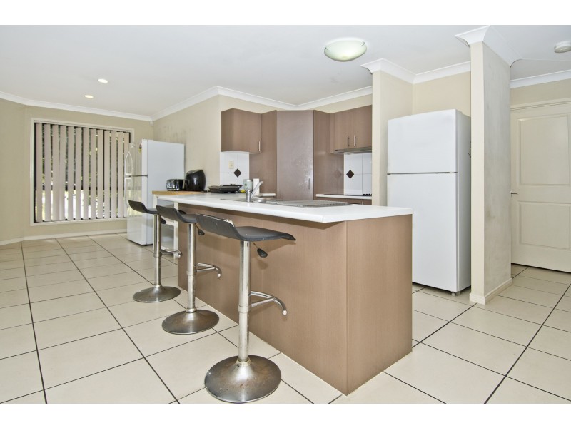 11A Outlook Drive, Waterford QLD 4133