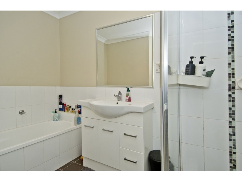 11A Outlook Drive, Waterford QLD 4133