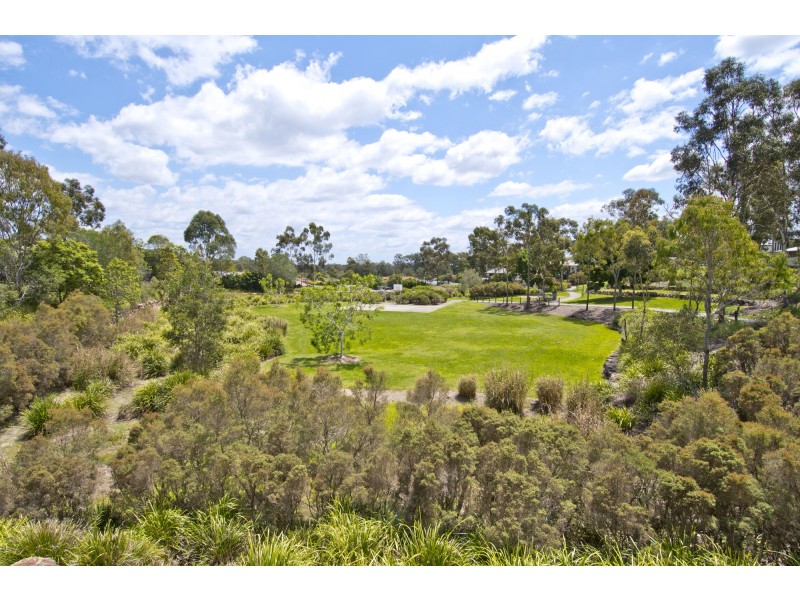 11A Outlook Drive, Waterford QLD 4133