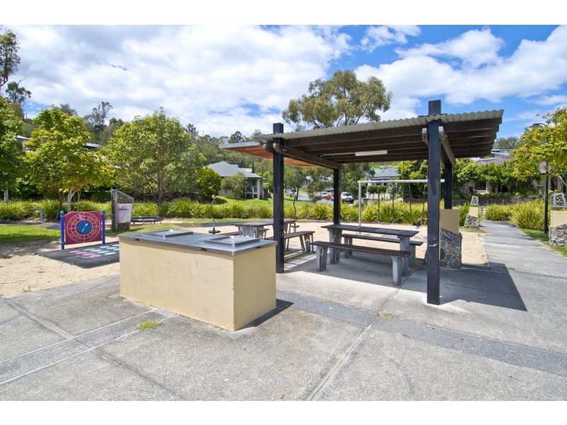 11A Outlook Drive, Waterford QLD 4133