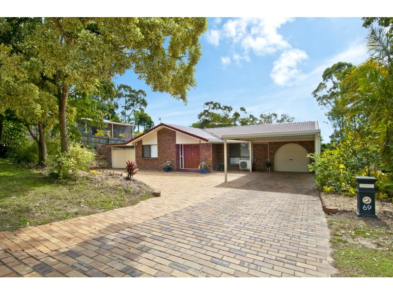 69 Lima Street, Edens Landing QLD 4207