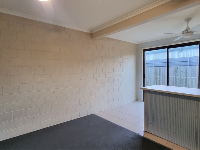 2/41 Defiance Road, Woodridge QLD 4114