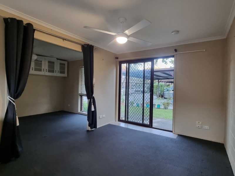 2/41 Defiance Road, Woodridge QLD 4114