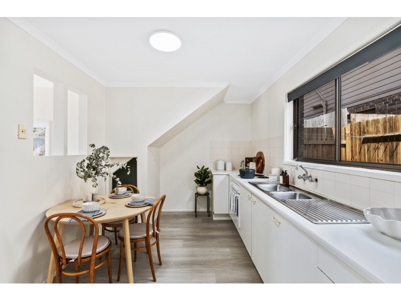 11/2 Bishop Street, Eagleby QLD 4207