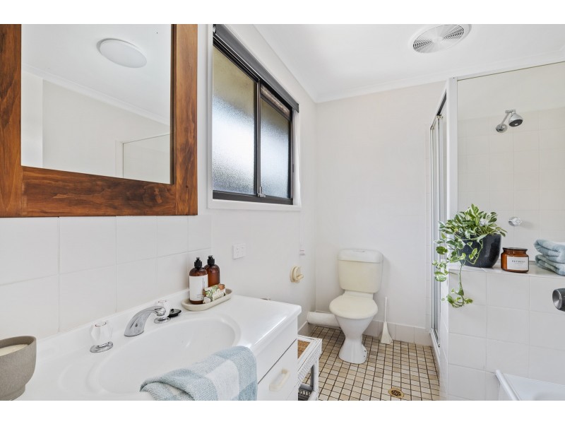 11/2 Bishop Street, Eagleby QLD 4207