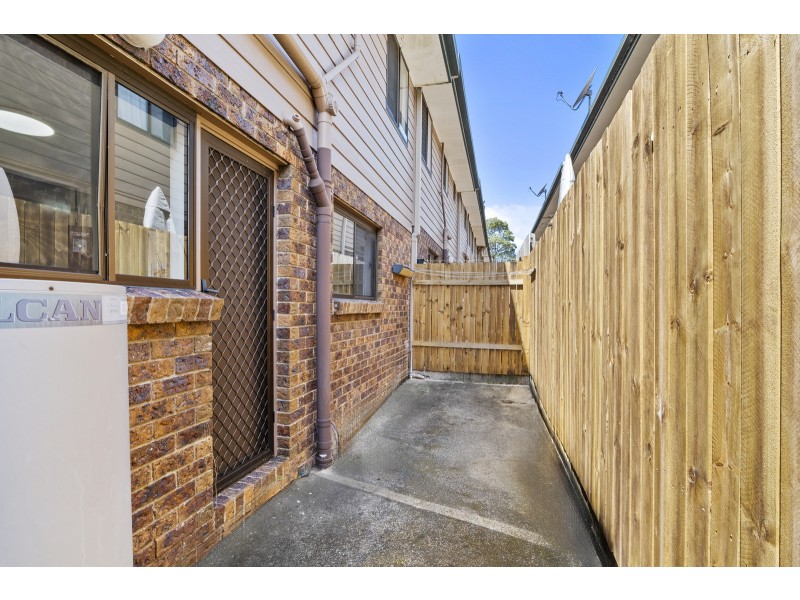 11/2 Bishop Street, Eagleby QLD 4207