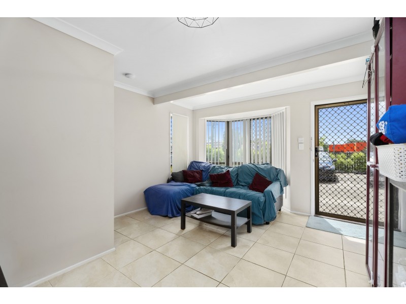 10/2 Bishop Street, Eagleby QLD 4207