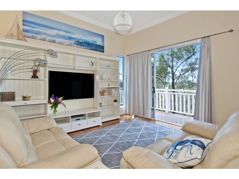 5-7 Hillview Crescent, Bahrs Scrub QLD 4207