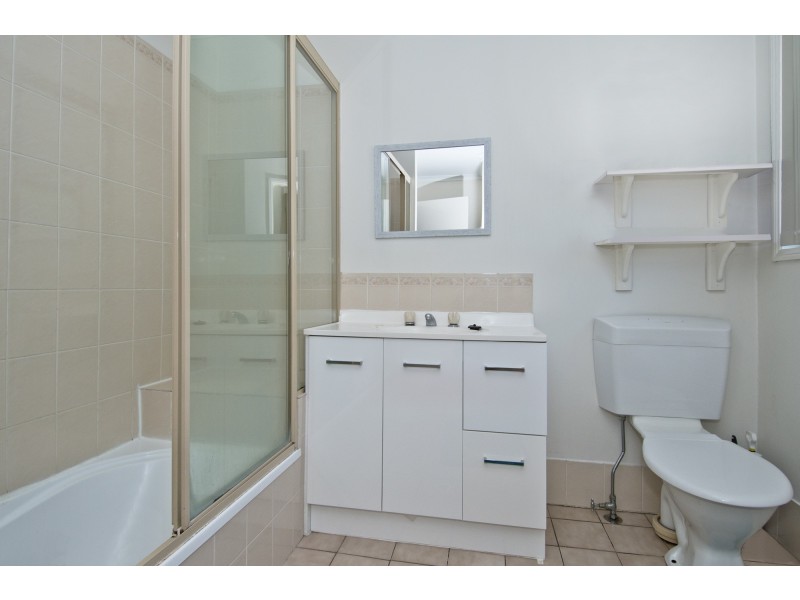 20/108 Overland Drive, Edens Landing QLD 4207