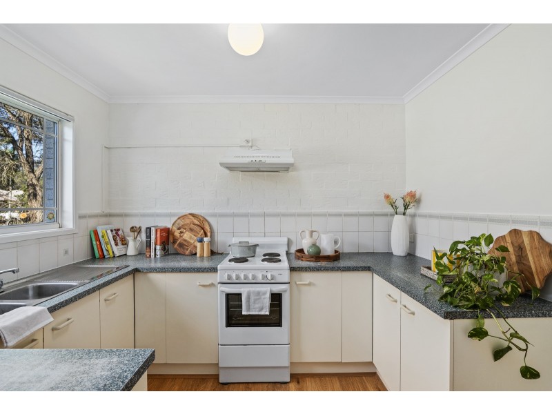 8 Melrose Place, Eagleby QLD 4207