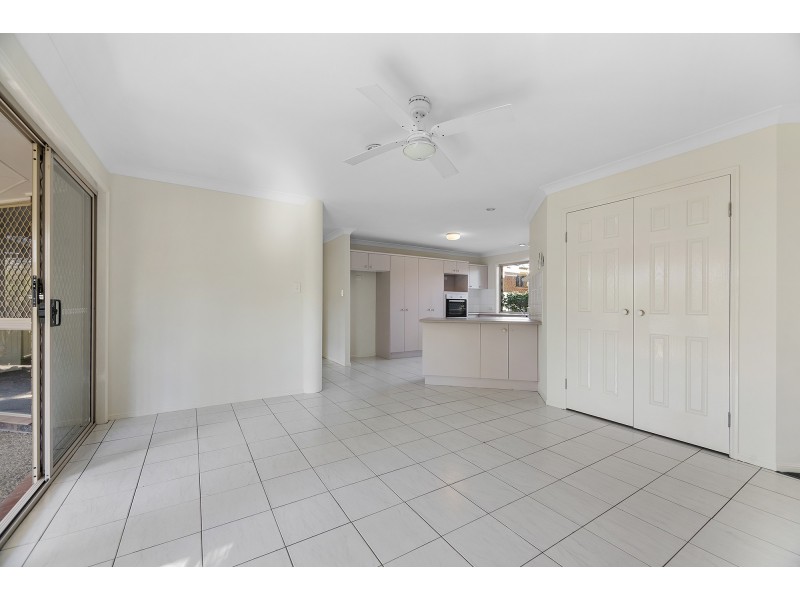 10 Tavuzzi Terrace, Edens Landing QLD 4207