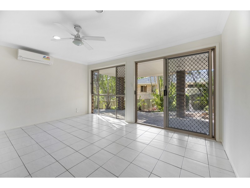 10 Tavuzzi Terrace, Edens Landing QLD 4207
