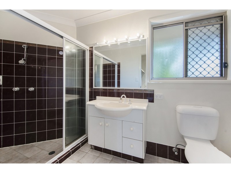 10 Tavuzzi Terrace, Edens Landing QLD 4207