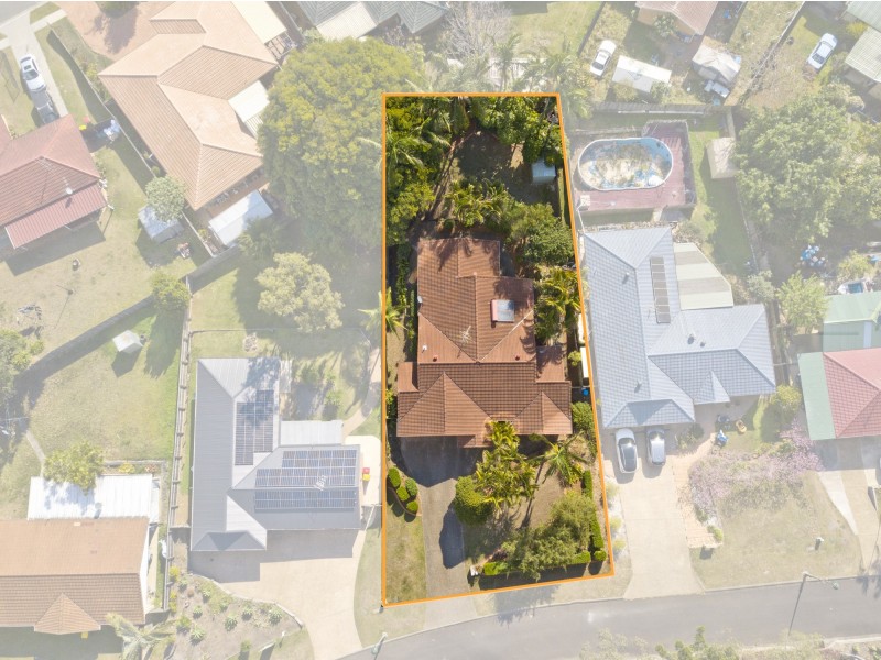 10 Tavuzzi Terrace, Edens Landing QLD 4207